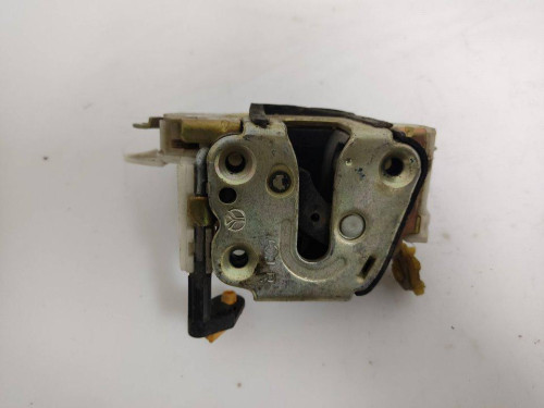 CERRADURA PUERTA DELANTERA DERECHA NISSAN MICRA (K11) 