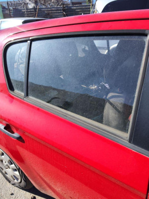 LUNA TRASERA DERECHA