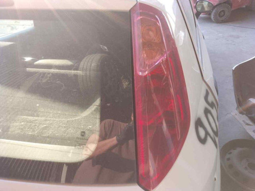 PILOTO TRASERO DERECHO FIAT III EVO PUNTO (199) 