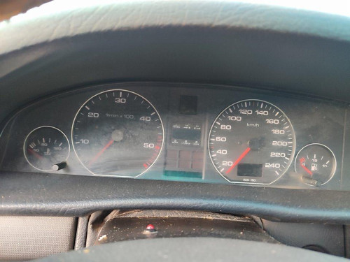  AUDI A6 BERLINA (C4) 