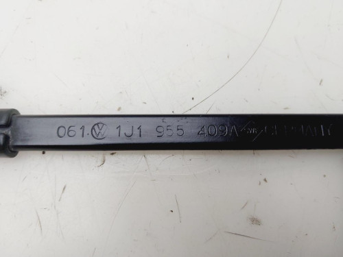 BRAZO LIMPIA DELANTERO IZQUIERDO Volkswagen GOLF IV BERLINA (1J1)(10.1997) 