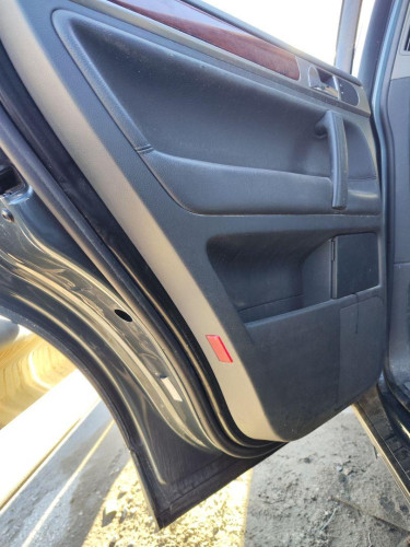 GUARNECIDO PUERTA TRASERA IZQUIERDA VOLKSWAGEN TOUAREG (7L6) 