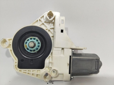 MOTOR ELEVALUNAS DELANTERO DERECHO, AUDI, A1 (8XK)