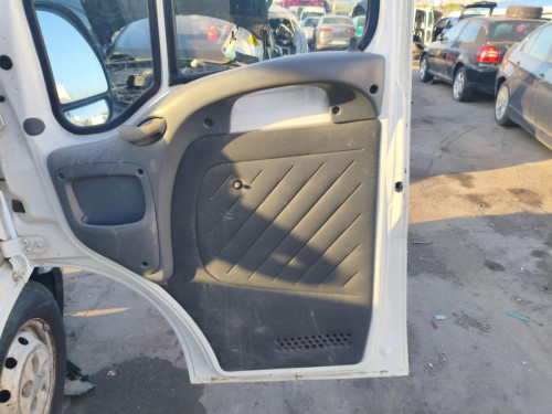 GUARNECIDO PUERTA DELANTERA DERECHA Peugeot BOXER (330/350) FURGÓN GRAN VOLUMEN BAT.3700MM 