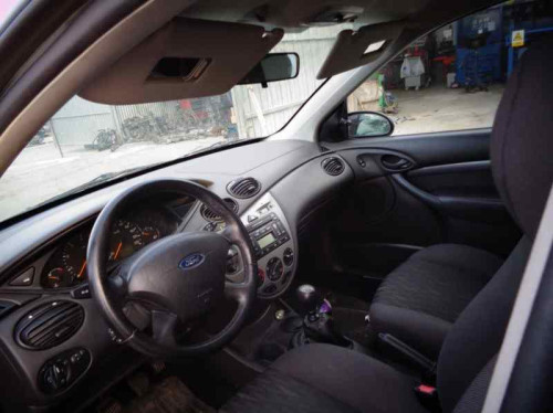  FORD FOCUS BERLINA (CAK) 