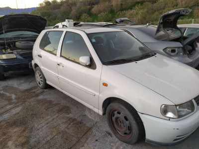 VOLKSWAGEN POLO III (6N1)