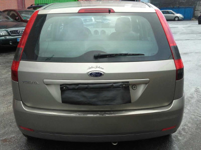 FORD FIESTA (CBK)