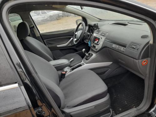 FORD KUGA (CBV) — vehículo donante para recambios 