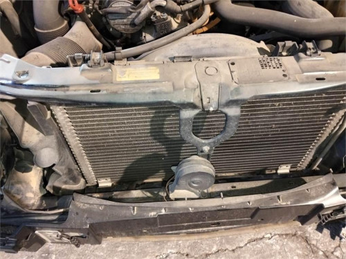 CONDENSADOR / RADIADOR AIRE ACONDICIONADO Mercedes-Benz CLASE E (BM 210) BERLINA 