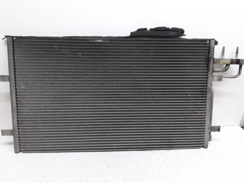 CONDENSADOR / RADIADOR AIRE ACONDICIONADO Ford FOCUS BERLINA (CAP) 