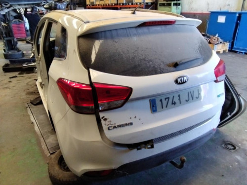  KIA CARENS (RP) 