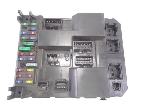  CAJA RELES / FUSIBLES Peugeot 307 (S1)(04.2001) 