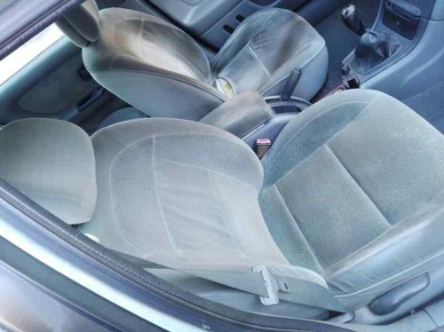 RENAULT LAGUNA (B56) — автомобиль-донор на запчасти 