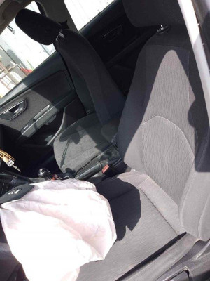 SEAT LEON (5F1)