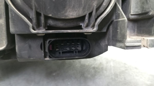 FARO DERECHO Audi A4 AVANT (8E) 