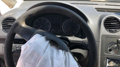 VOLKSWAGEN CADDY (2K)(02.2004)