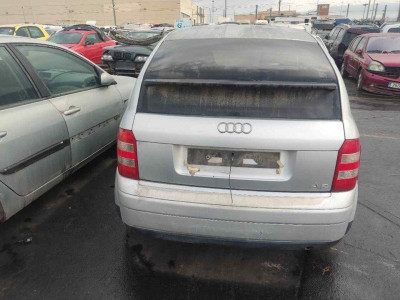 AUDI A2 (8Z)