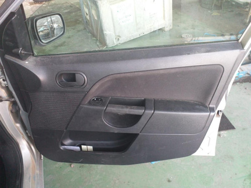  FORD FIESTA (CBK) 