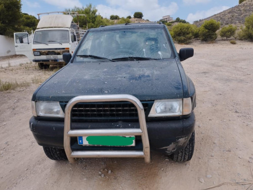 OPEL FRONTERA A — vehículo donante para recambios 