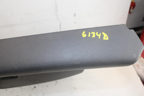 GUARNECIDO PUERTA DELANTERA DERECHA Volkswagen CADDY (2K)(02.2004) 