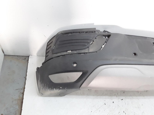 PARAGOLPES TRASERO 