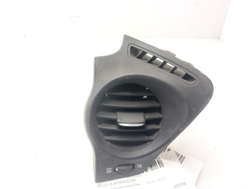 REJILLA AIREADORA Lexus IS (DS2/IS2) 