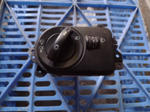  MANDO LUCES Ford FIESTA (CBK) 