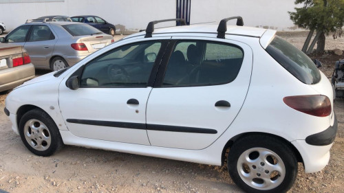 PEUGEOT 206 — автомобиль-донор на запчасти 