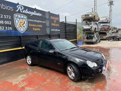  MERCEDES-BENZ CLASE C (BM 203) SPORTCOUPE 