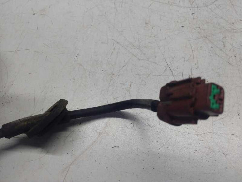  MANGUETA DELANTERA IZQUIERDA Nissan ALMERA TINO (V10M) 