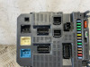  CAJA RELES / FUSIBLES 