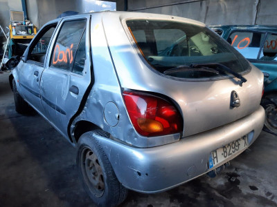 FORD FIESTA BERLINA