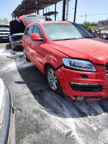 AUDI Q7 (4L) — автомобиль-донор на запчасти 