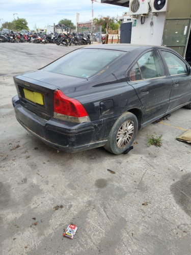 VOLVO S60 BERLINA — Donor Vehicle for Used Parts 