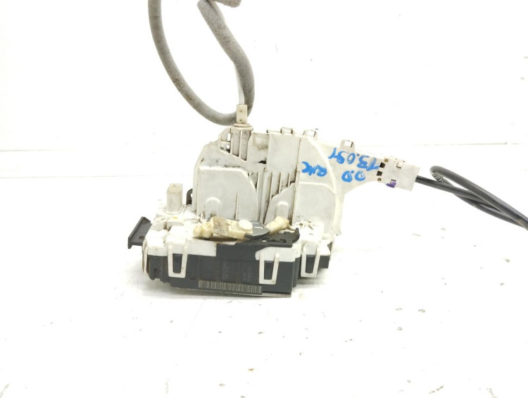 CERRADURA PUERTA DELANTERA DERECHA