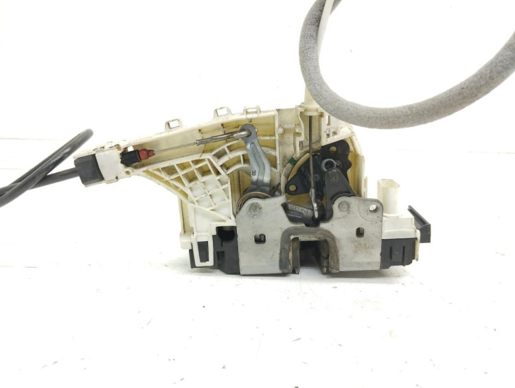 CERRADURA PUERTA DELANTERA DERECHA