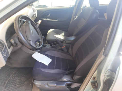 VOLVO V40 FAMILIAR — vehículo donante para recambios 