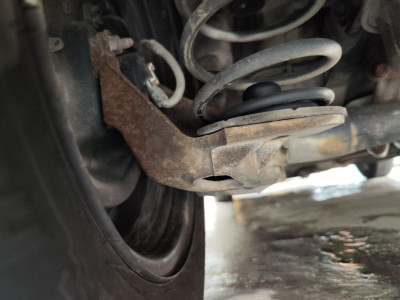 AMORTIGUADOR TRASERO IZQUIERDO