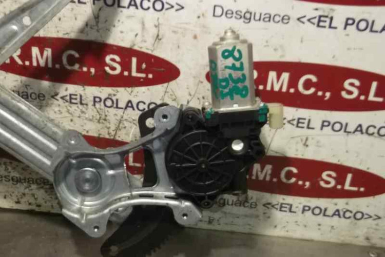 ELEVALUNAS DELANTERO IZQUIERDO