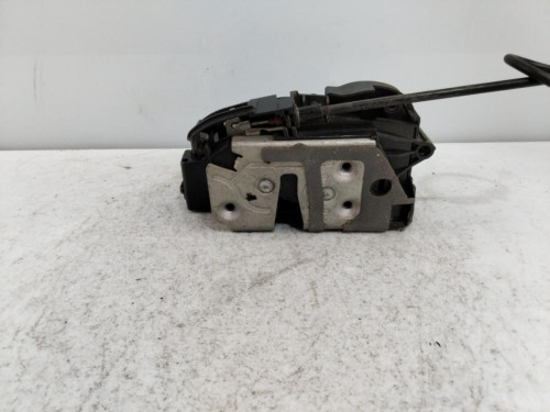 CERRADURA PUERTA DELANTERA IZQUIERDA FORD FOCUS BERLINA (CB8) 