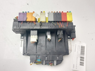 CAJA RELES / FUSIBLES, Mercedes-Benz, CLASE S (BM 220) BERLINA