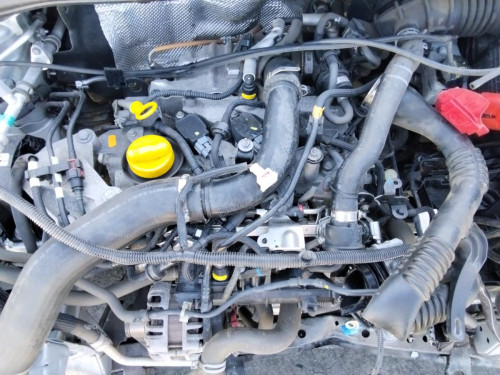 RENAULT CLIO IV — vehículo donante para recambios 