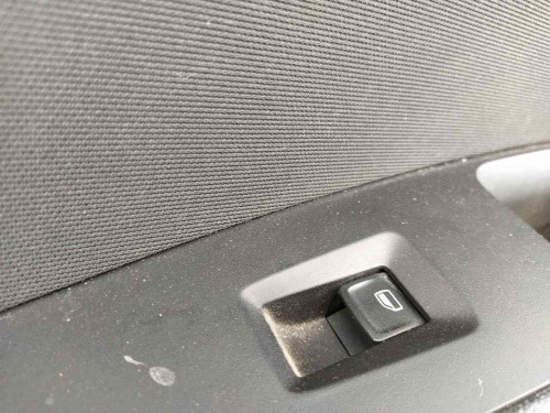  MANDO ELEVALUNAS DELANTERO DERECHO SEAT LEON (5F1) 