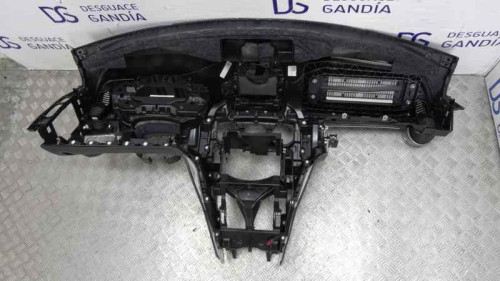  MERCEDES-BENZ CLASE C (BM 205) BERLINA 