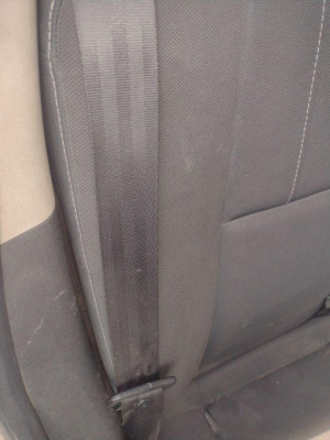 CINTURON SEGURIDAD TRASERO DERECHO