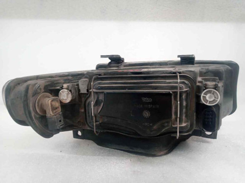  FARO IZQUIERDO SEAT TOLEDO (1M2) 