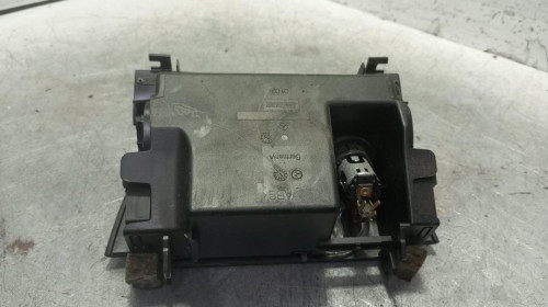 CENICERO, MERCEDES-BENZ, CLASE E (BM 211) BERLINA