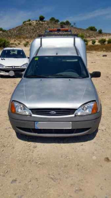FORD FIESTA COURIER (DX)