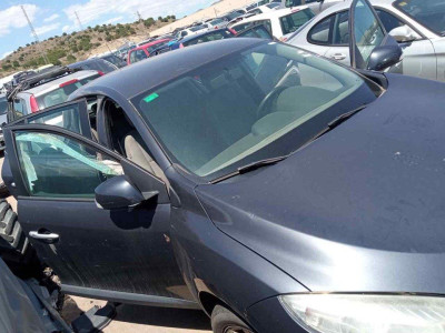RENAULT MEGANE III BERLINA 5P