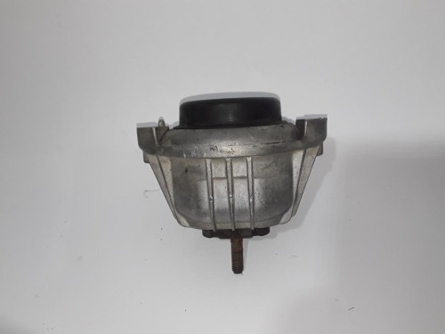 SOPORTE MOTOR DERECHO 